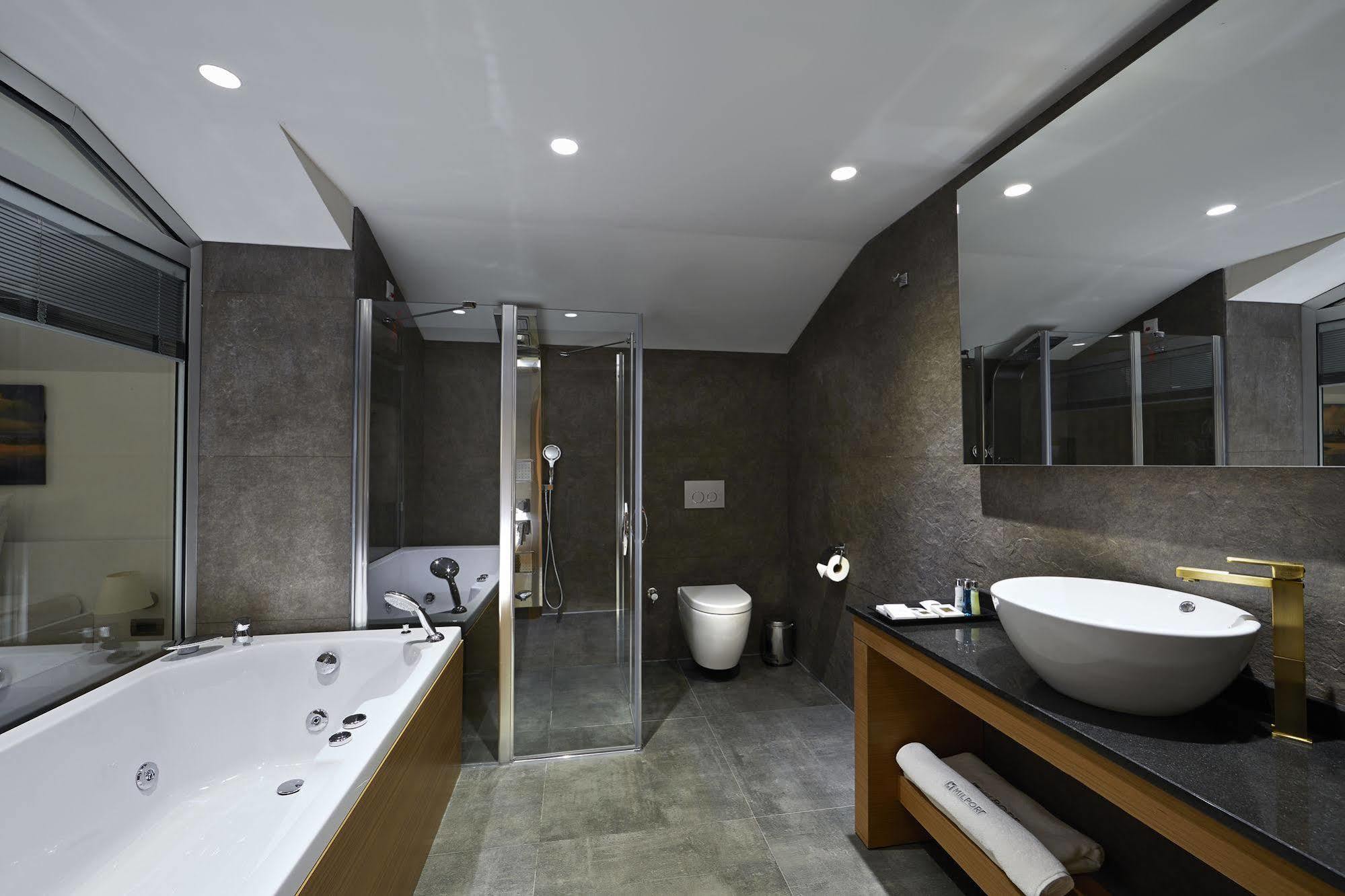 มิลพอร์ต โฮเต็ล เลเวนต์ อิสตันบูล Hotel ภายนอก รูปภาพ